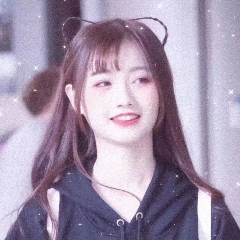 提剑映桃花